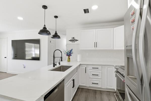 695 Dixie Ln, West Palm Beach, Florida 33415, image 3