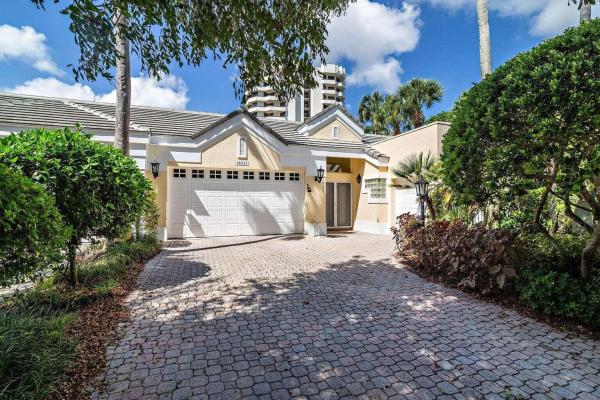 Port Dickinson At Jonathan's Landing, 16331 Port Dickinson Dr, Jupiter, Florida 33477, image 2