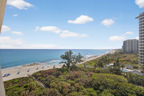 Martinique, 4000 N Ocean Dr #904, Riviera Beach, Florida 33404, image 2