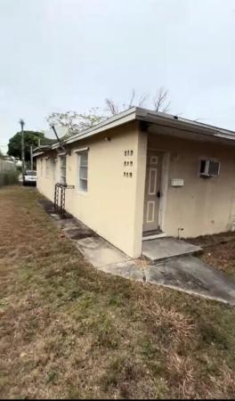 801 39th Ct, West Palm Beach, Florida 33407, image 2