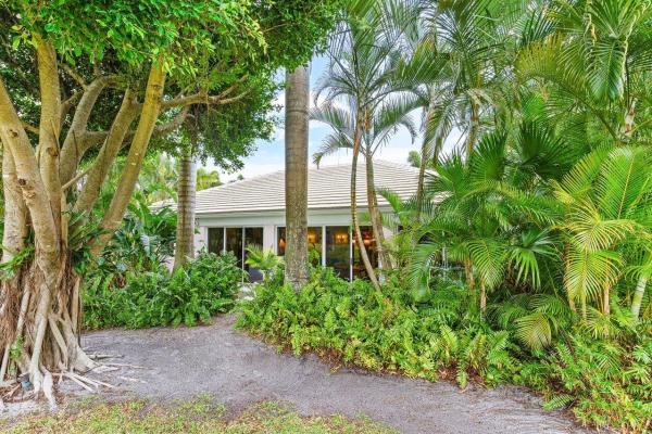 Sanderling, 4596 Sanderling Cir W, Boynton Beach, Florida 33436, image 1