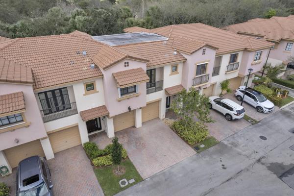Grand Cypress, 6077 Grand Cypress Cir W, Coconut Creek, Florida 33073, image 1