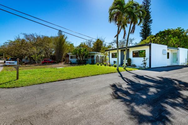 Delray Manors, 354 Manchester St, Boca Raton, Florida 33487, image 1