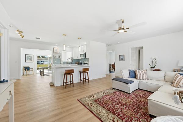 Palm Beach Gardens Estates, 533 Riverside Dr, Palm Beach Gardens, Florida 33410, image 2