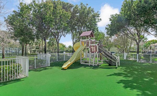 Independence Cove, 845 Imperial Lake Rd, West Palm Beach, Florida 33413, image 1