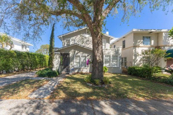 Gruber Carlberg, 315 11th St, West Palm Beach, Florida 33401, image 1