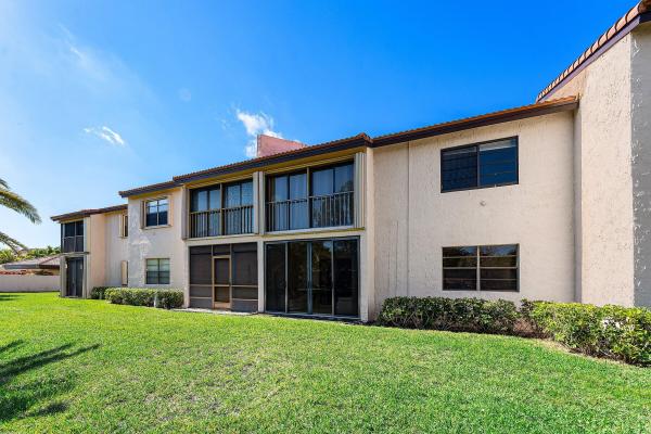The Pines Of Boca Lago, 9283 Vista Del Lago, Boca Raton, Florida 33428, image 2