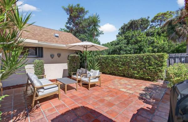 Sierra Del Mar, 7745 Stanway Pl E, Boca Raton, Florida 33433, image 1