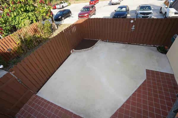Springdale, 42 Springdale Cir, Palm Springs, Florida 33461, image 2