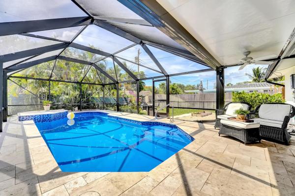 University Gardens, 4682 NW 3rd Ave, Boca Raton, Florida 33431, image 2