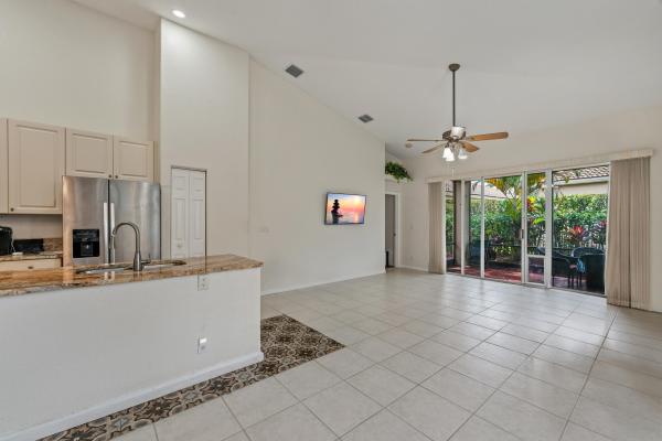 Brittany Bay At Andros Isle, 8400 Nicholls Pt, West Palm Beach, Florida 33411, image 1