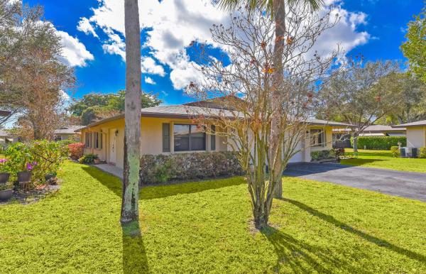 Chanteclair Villas, 1630 Palmland Dr, Boynton Beach, Florida 33436, image 3