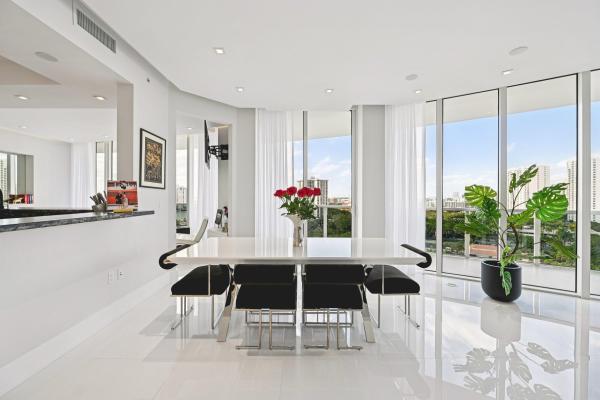 Bellini At Williams Island, 4100 Island Blvd #1204, Aventura, Florida 33160, image 2