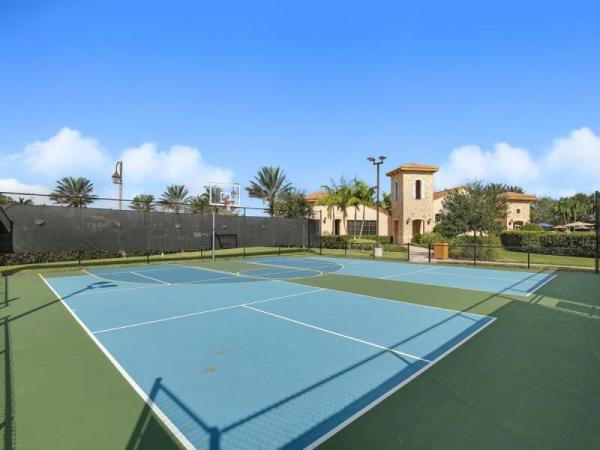 Jupiter Country Club, 296 Carina Dr, Jupiter, Florida 33478, image 1