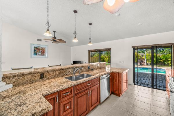 Boca Fontana, 19873 Court Of The Myrtles, Boca Raton, Florida 33434, image 2