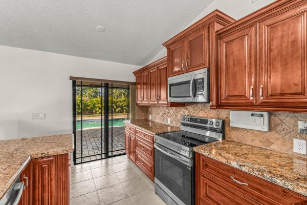 Boca Fontana, 19873 Court Of The Myrtles, Boca Raton, Florida 33434, image 3
