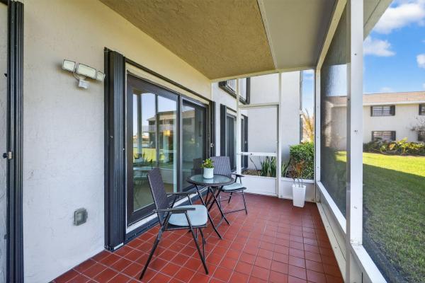 3210 S Lakeview Cir #3-102, Fort Pierce, Florida 34949, image 1