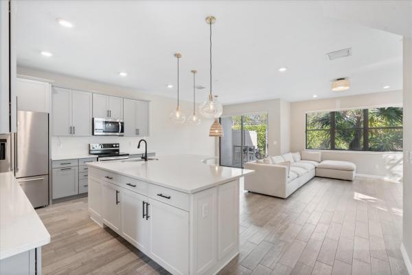 2147 Appleton Cir N, Oakland Park, Florida 33309, image 1