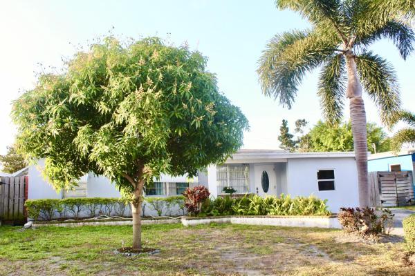 Englewood Manor, 2901 French Ave, Lake Worth, Florida 33461, image 1