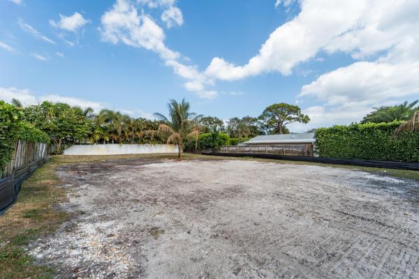 Palm Beach Gardens No HOA, 2417 Country Oaks Ln, Palm Beach Gardens, Florida 33410, image 2