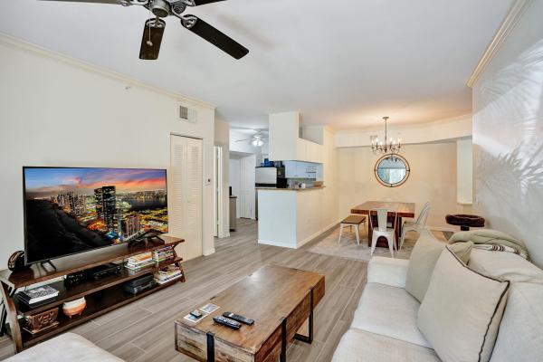 2113 Tuscany Way, Boynton Beach, Florida 33435, image 1