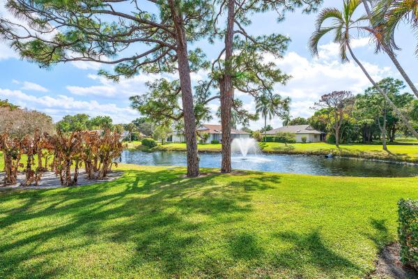 Eastpointe Country Club, 6166 Brandon St, Palm Beach Gardens, Florida 33418, image 3