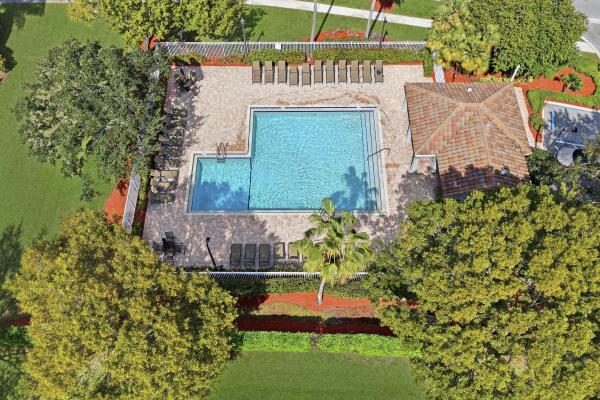 Candlewood, 7954 Rockport Cir, Lake Worth, Florida 33467, image 1