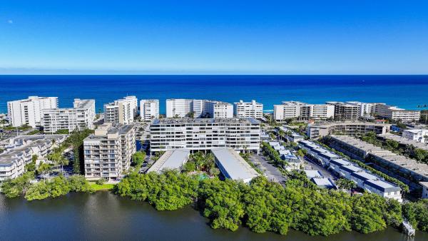 Mayfair House Lake, 3589 S Ocean Blvd #605, Palm Beach, Florida 33480, image 3