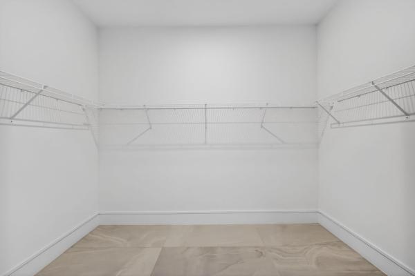 220 Lake Shore Dr #605, West Palm Beach, Florida 33403, image 1