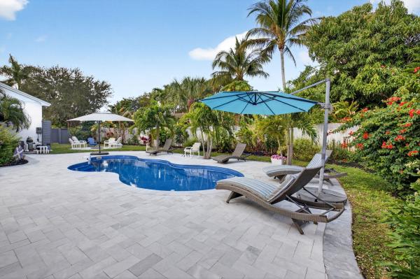 Dell Park, 233 NE 12th St, Delray Beach, Florida 33444, image 1