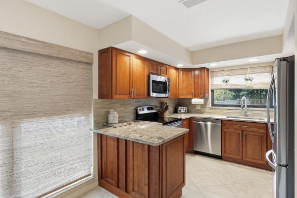 Eastpointe Country Club, 6750 Eastpointe Pines St, Palm Beach Gardens, Florida 33418, image 2