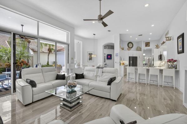 Laurel Estates At Wycliffe, 4091 Laurel Estates Way, Lake Worth, Florida 33449, image 2