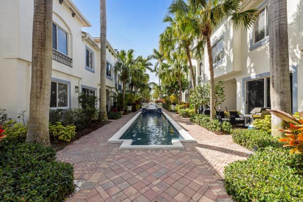 Waterside Village, 3041 Waterside Cir, Boynton Beach, Florida 33435, image 2