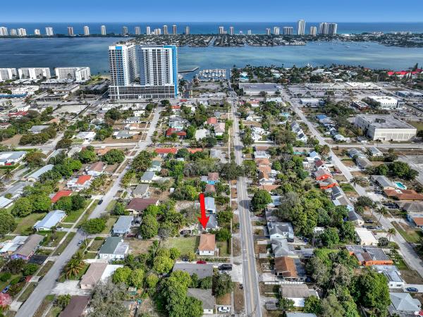 Kelsey City, 247 Silver Beach Rd, Lake Park, Florida 33403, image 2