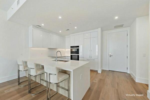 Nautilus 220, 220 Lake Shore Dr, Lake Park, Florida 33403, image 1