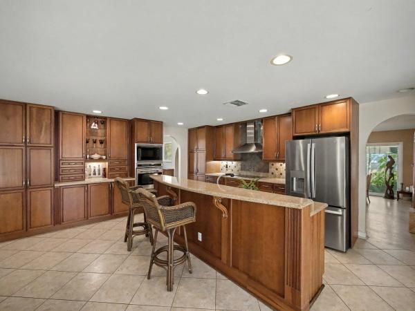 Country Club, 618 Riverside Rd, North Palm Beach, Florida 33408, image 1