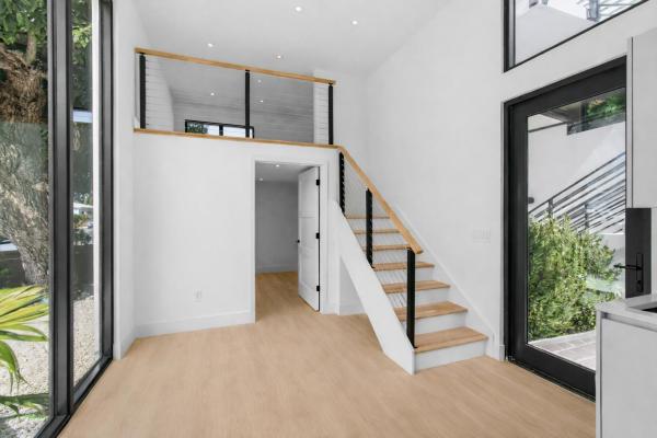 Lake Worth Town, 521 3rd Ave N, Lake Worth Beach, Florida 33460, image 1