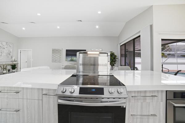 Boca Woods Country Club, 10861 White Aspen Ln, Boca Raton, Florida 33428, image 1