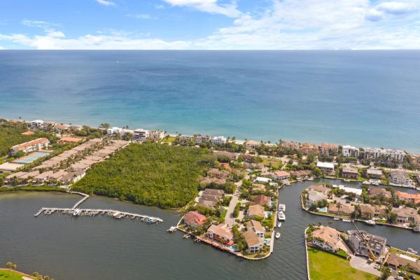 Nassau Cove On The Beach, 4102 S Ocean Blvd, Highland Beach, Florida 33487, image 2