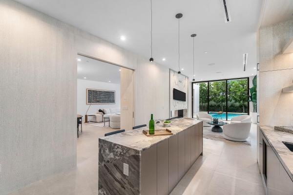 Delray Beach No HOA, 810 Palm Trl, Delray Beach, Florida 33483, image 3