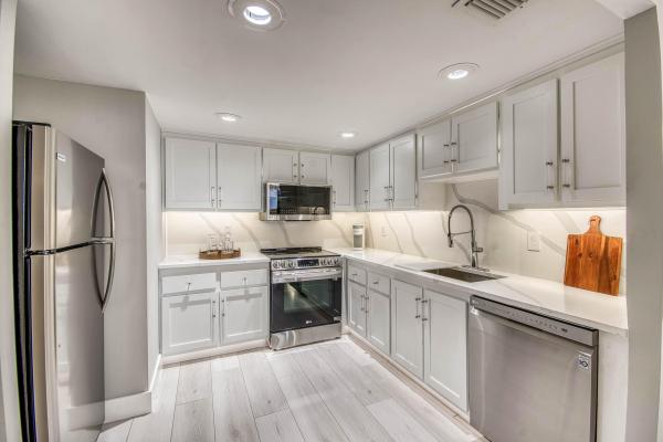 Phoenix Towers, 2800 N Ocean Dr #B15D, Riviera Beach, Florida 33404, image 2