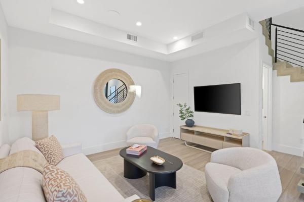 Centennial Square, 201 SE 4th Ave, Delray Beach, Florida 33483, image 1