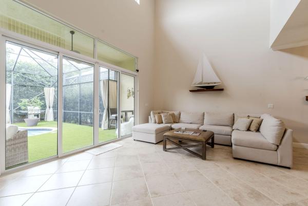 106 Renaissance Dr, Palm Beach Gardens, Florida 33410, image 1