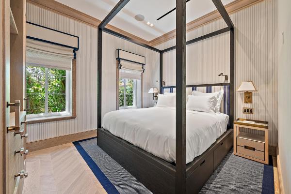 236 Phipps Plz, Palm Beach, Florida 33480, image 2