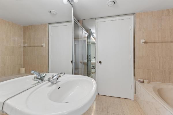 Mizner Court, 100 SE 5th Ave #102, Boca Raton, Florida 33432, image 2