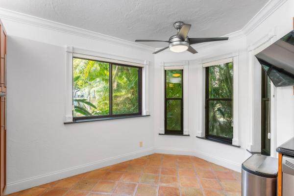 16 Via Lago, Boynton Beach, Florida 33435, image 1