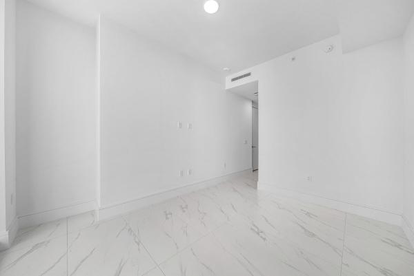 Nautilus 220, 220 Lake Shore Dr, Lake Park, Florida 33403, image 3
