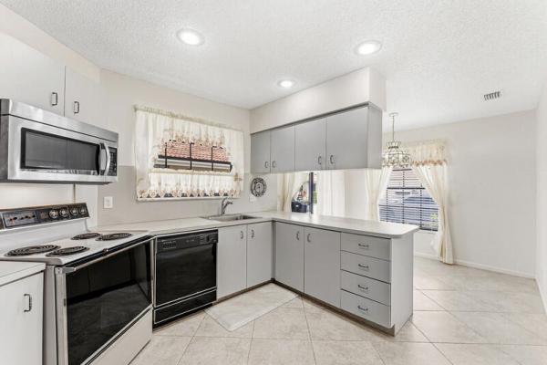 Wedgewood Estates, 8638 Eagle Run Dr #15, Boca Raton, Florida 33434, image 1