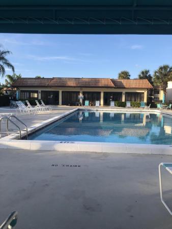Lucerne Lakes Golf Colony, 4682 Lucerne Lakes Blvd E #206, Lake Worth, Florida 33467, image 3