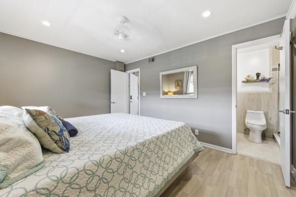117 Lehane Ter #205, Juno Beach, Florida 33408, image 1
